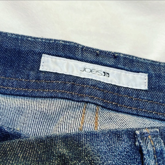 Joe’s Jeans Straight Leg Distressed Jeans - Picture 4 of 6